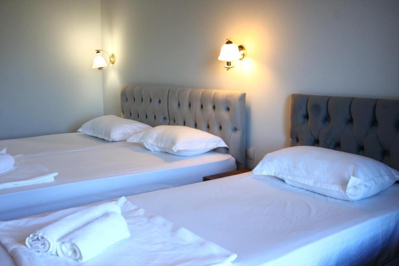 Majestic Hotel Kobuleti Ngoại thất bức ảnh